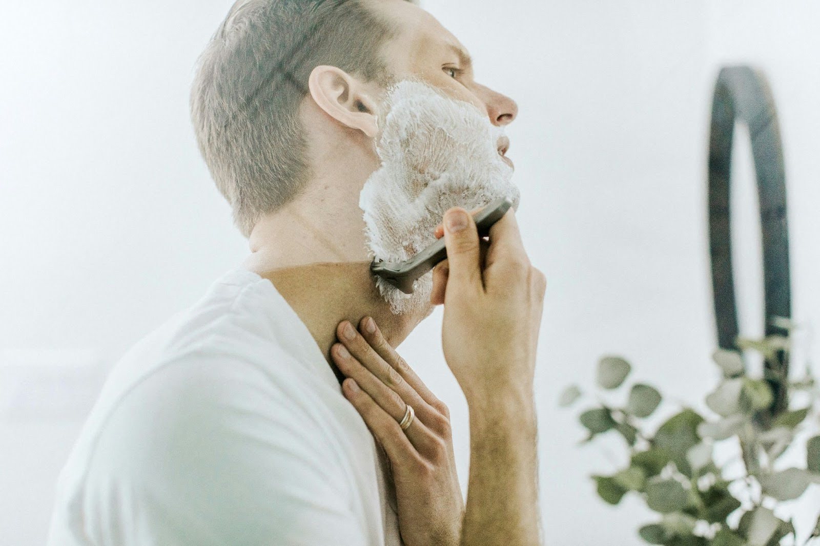 Best treatments for razor bumps.
